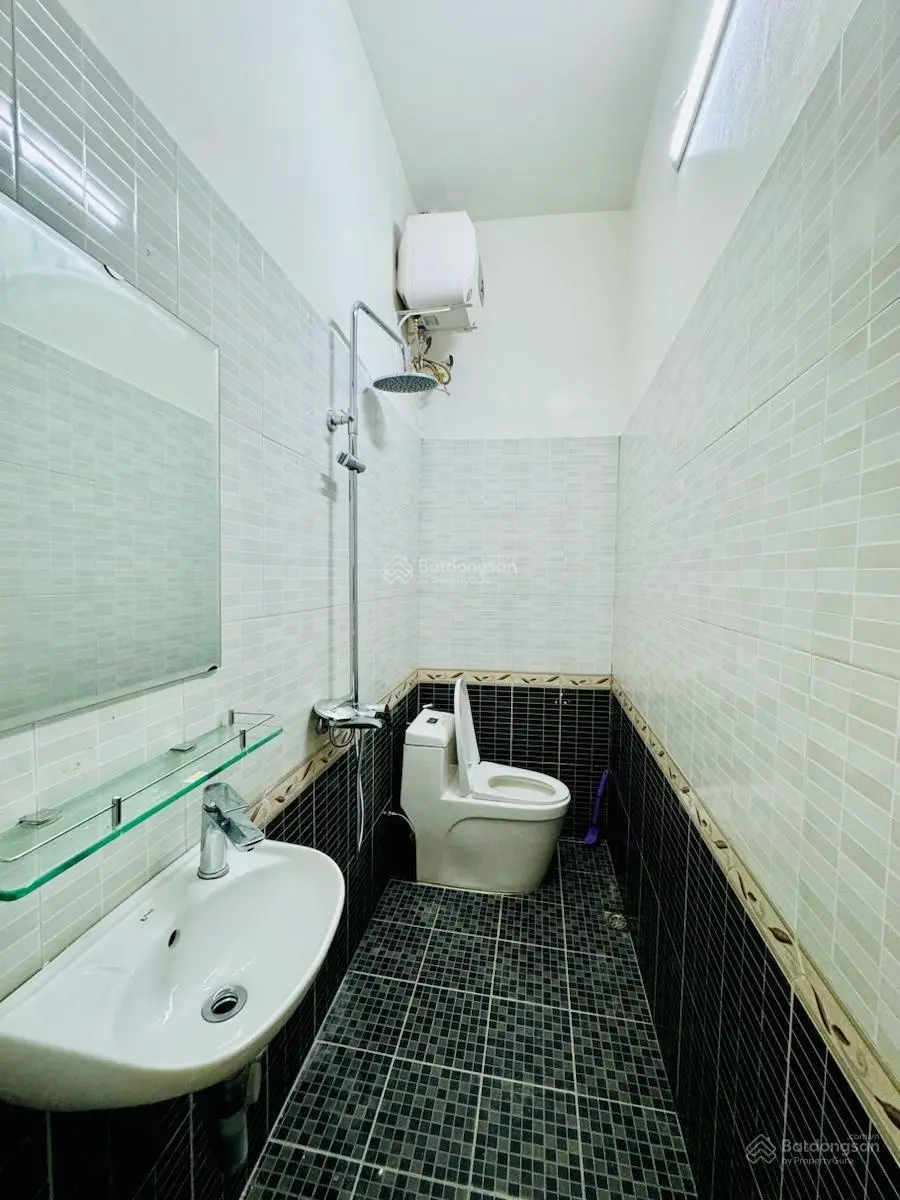 Bán nhà ngõ thổ quan đống đa 27m2 nhà mới chỉ việc đến ở 5.2tỷ Lh e thịnh 0348 176 ***