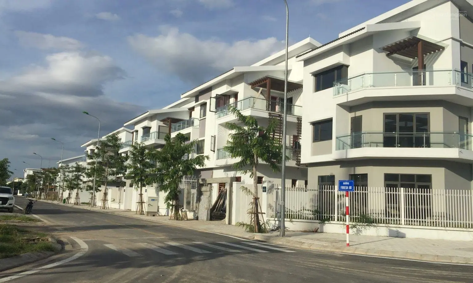 Bán Lk Tasco Xuân Phương. DT 82.5m2. MT 5m. Nhìn vườn hoa. Hướng ĐN. LH 0938 739 *** A Sáng