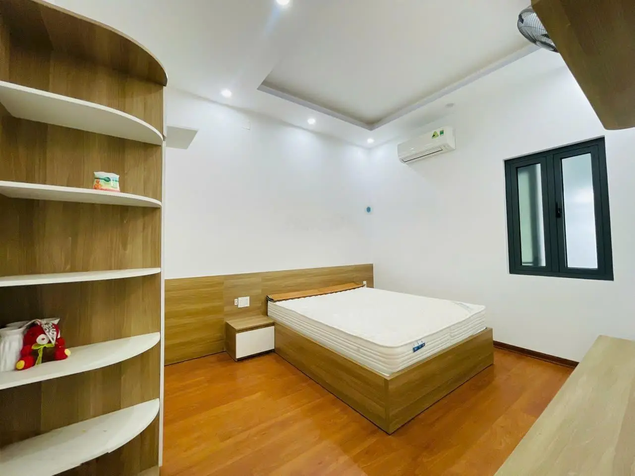 Bán Nhà 3 Tầng tại KĐT Lakeside Bàu Tràm, Hòa Hiệp Nam, Liên Chiểu