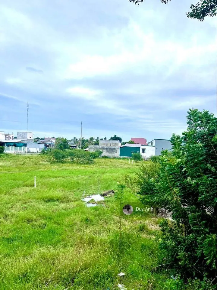 Bán gấp lô đất cách Vincom Plaza 400m, Đ.Tạ Uyên, Phường 1, Cà Mau. 120m2/450tr, sổ riêng, full thổ