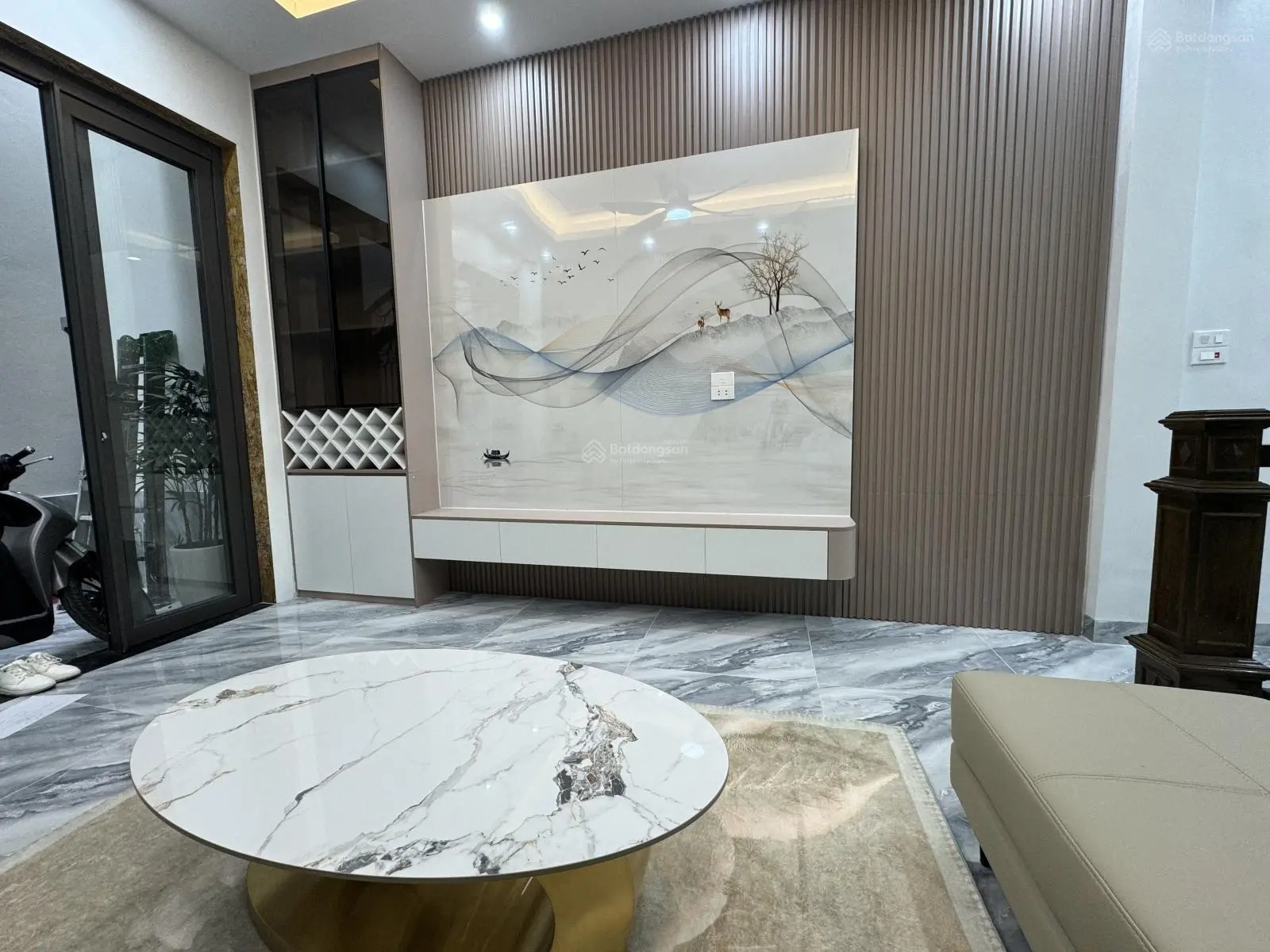 Nhà đẹp phân lô 2 mặt ngõ thoáng vĩnh viễn Chùa Láng Đống Đa - Gần ĐH Ngoại Thương diện tích 45m2
