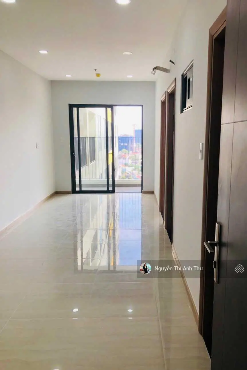 Bán nhanh 2PN, giá FULL 100%, view hồ bơi, tầng đẹp, SHR, Sang tên ngay. LH 0903 010 ***