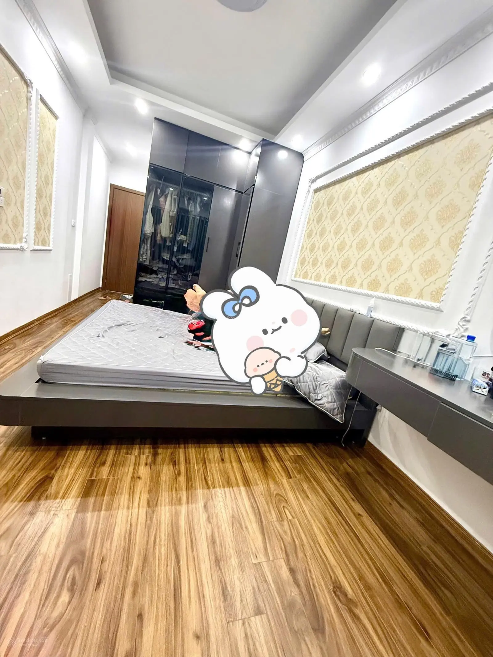 Nhà riêng tại Đa Sỹ, Hà Đông, gần ngã 5 Hà Trì, 5 tầng full nội thất, ngõ rộng, 5m ô tô đỗ cửa,