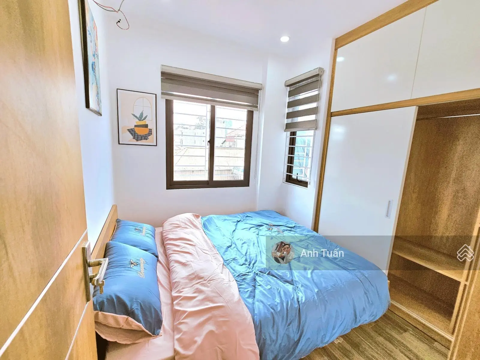 Bán căn hộ 2PN - Full nội thất - Gần Hồ Tây - Ô tô đỗ cửa