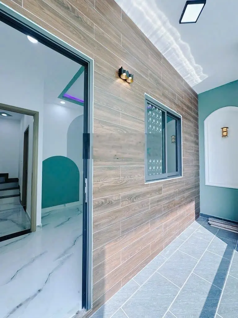 Nhà đẹp vĩnh hội q4- 3 lầu đúc- 35m2 ngang 5,5m - sân rộng - ko qh-chỉ 5 tỷ nhỉnh