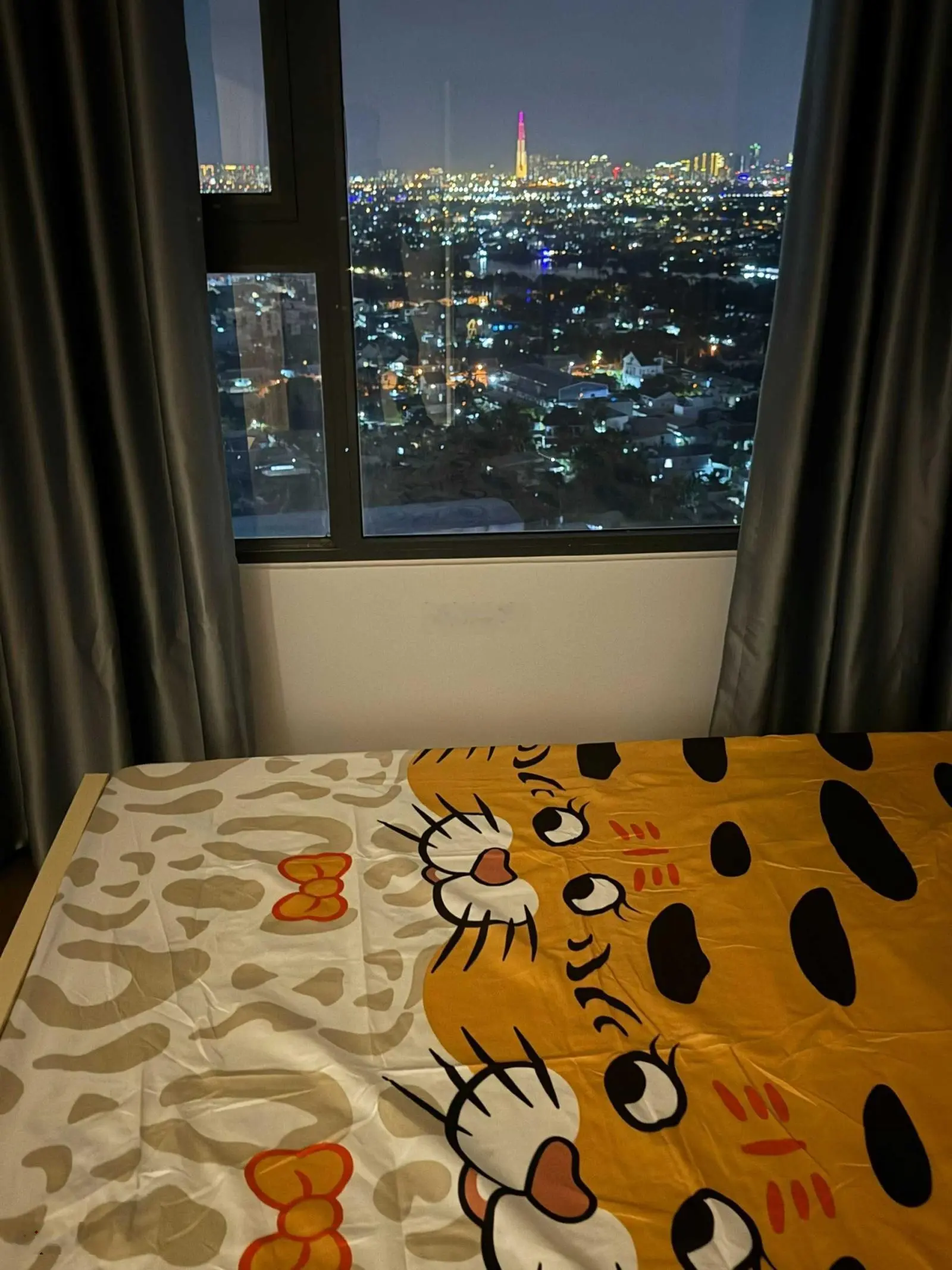 Khách em Lượng kẹt bank cần bán lỗ căn 2PN View Landmark 2,234 tỷ tầng thấp ở The Rivana 0907 600 ***