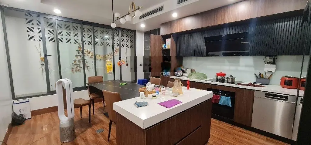 Giang biên - nhà mặt phố- dân xây tâm huyết chắc chắn - kinh doanh bất chấp ngày đêm - 71m2-16tỷ