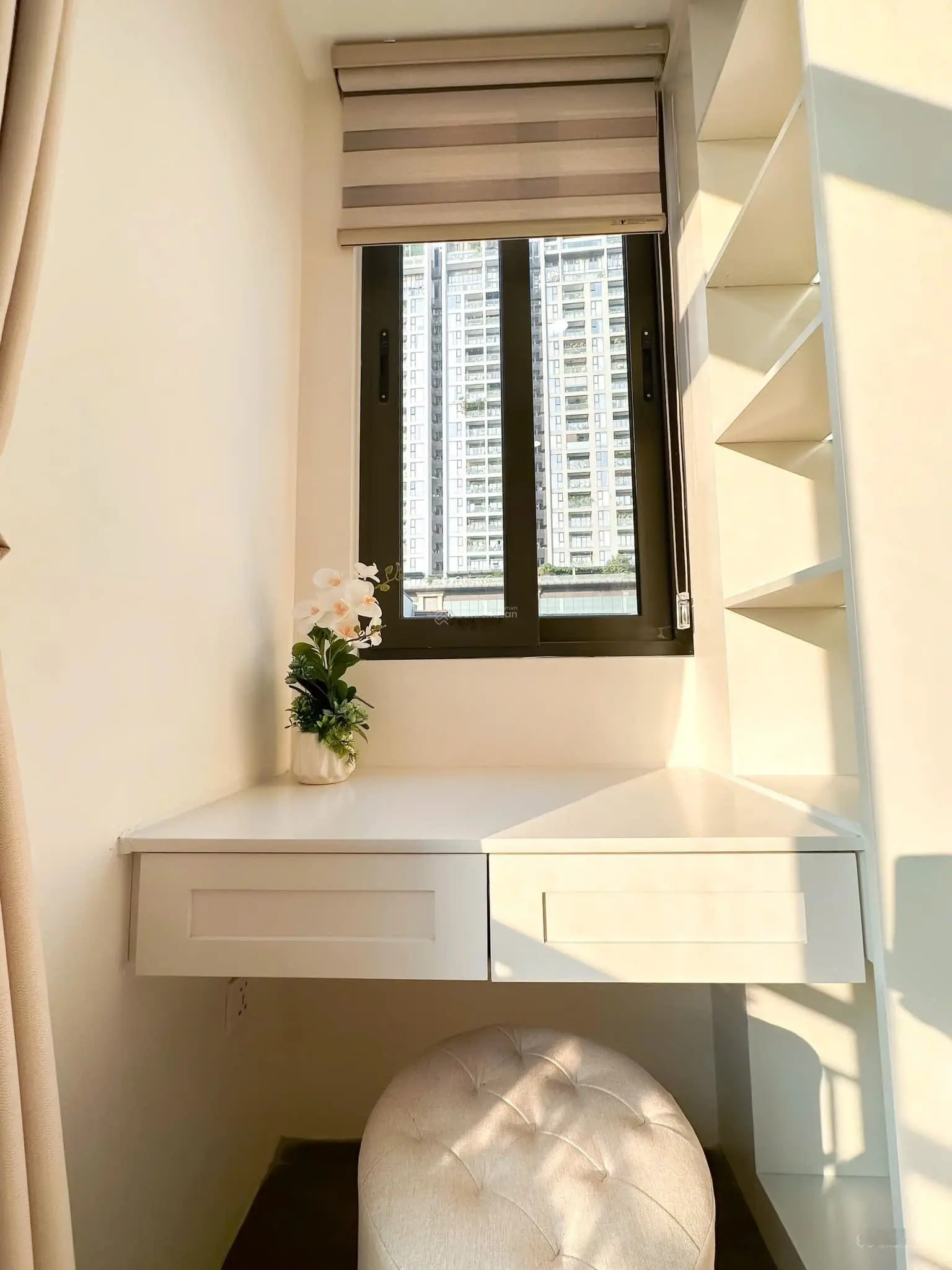 Đẳng cấp! Tòa CHDV Ngọc Hà 52M2*6T, MT 5M, lô góc, phố 20m, 10 phòng KK, đủ PCCC, DT 700tr/năm