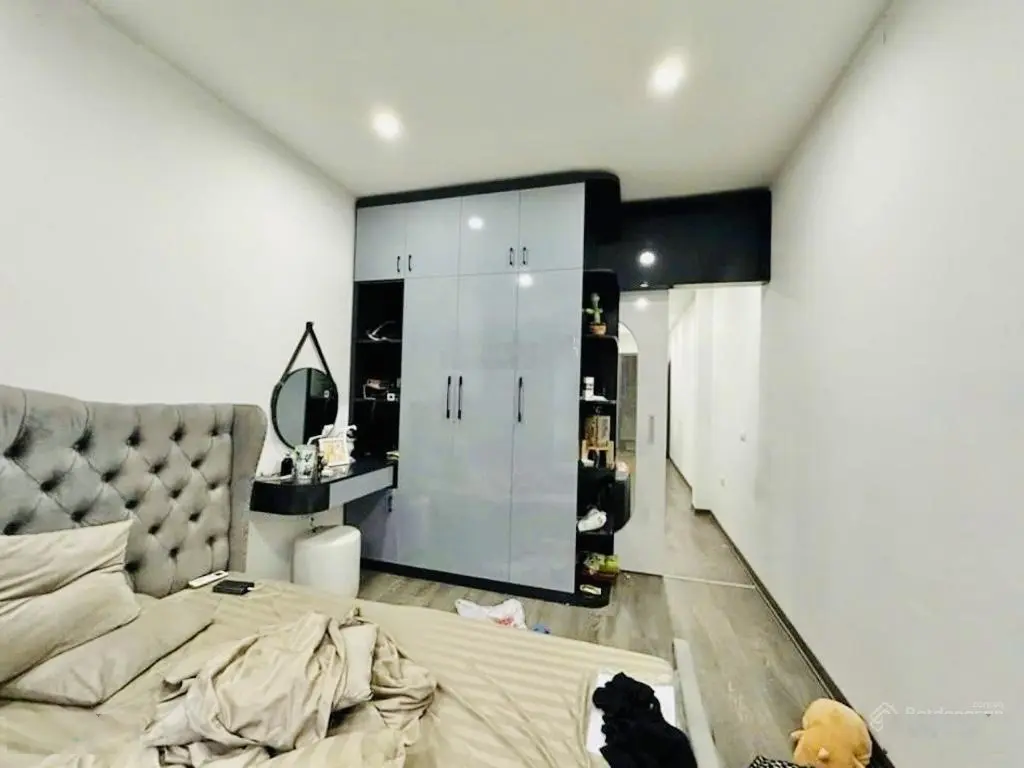 Bán nhà Hồ Phương Mai 46m2 6 Tầng Thang Máy 10M Ra Hai Ô Tô Tránh Trung Tâm Đống Đa Vị Trí Đắc Địa