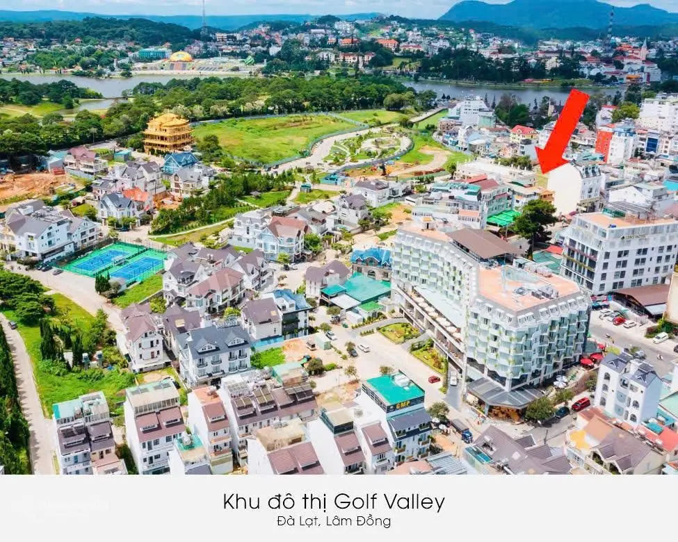 Bán lô đất 2 mặt tiền khu Golf Valley. Tel: 0906 916 ***