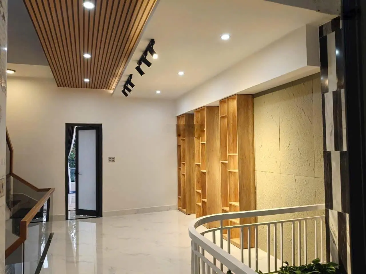 Cần bán nhà 3 tầng khu sinh thái Hoà Xuân, Cẩm Lệ, Đà Nẵng