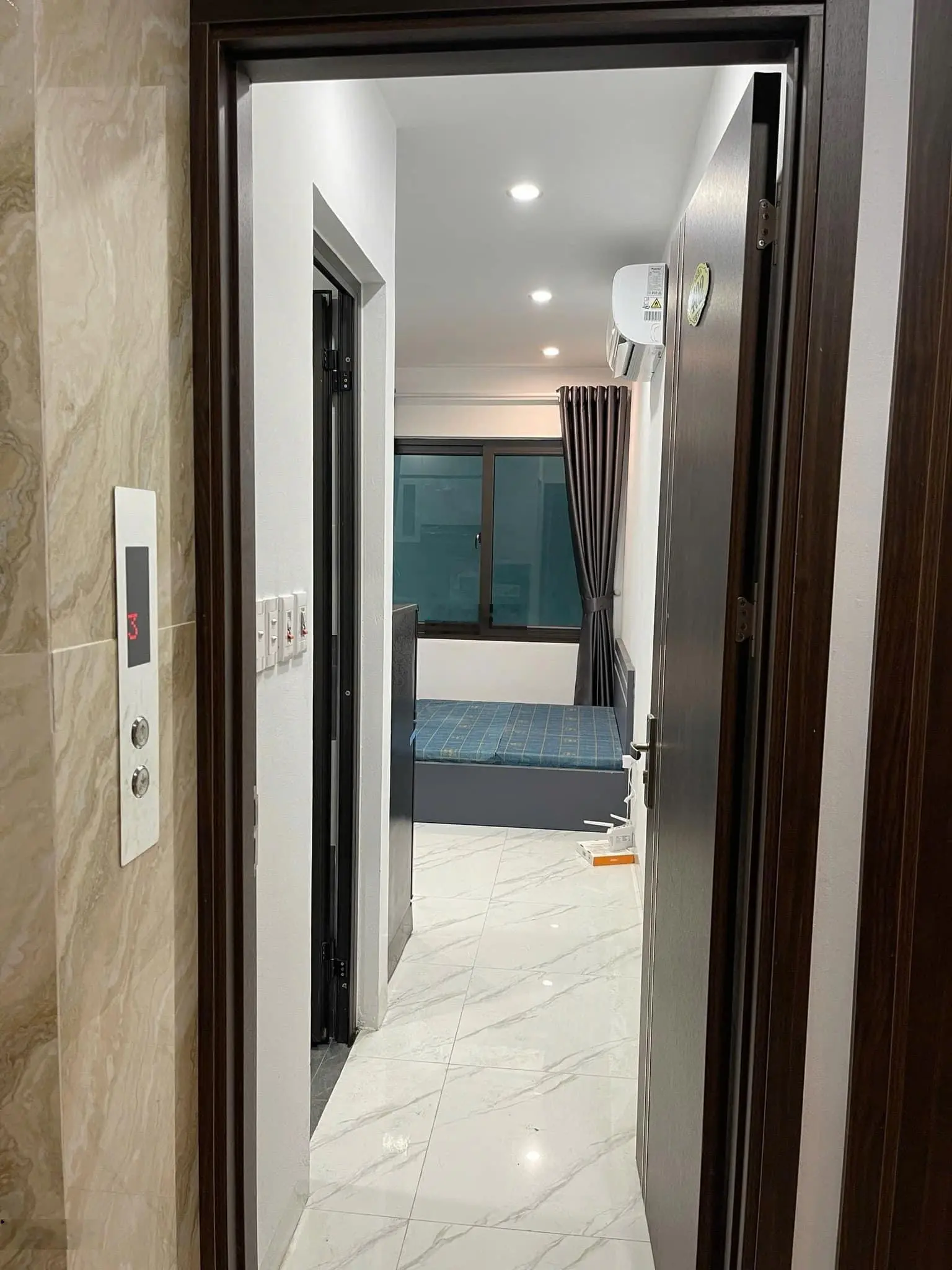Đây rồi! Giáp Ngoại Giao Đoàn, Xuân La Có Nhà 80m2, 7T Thang Máy, 22Phòng,Ngõ Thông Ô Tô. Giá 17 Tỷ