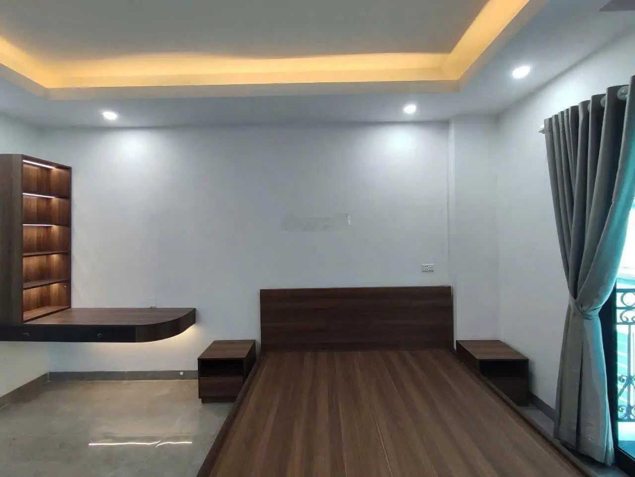 CCMN 9.35 tỷ, Dòng tiền 500tr/năm, 10 Phòng, LÔ GÓC 6 tầng thang máy, DT 50m2,NGÃ 5 Hà Trì, Hà Đông