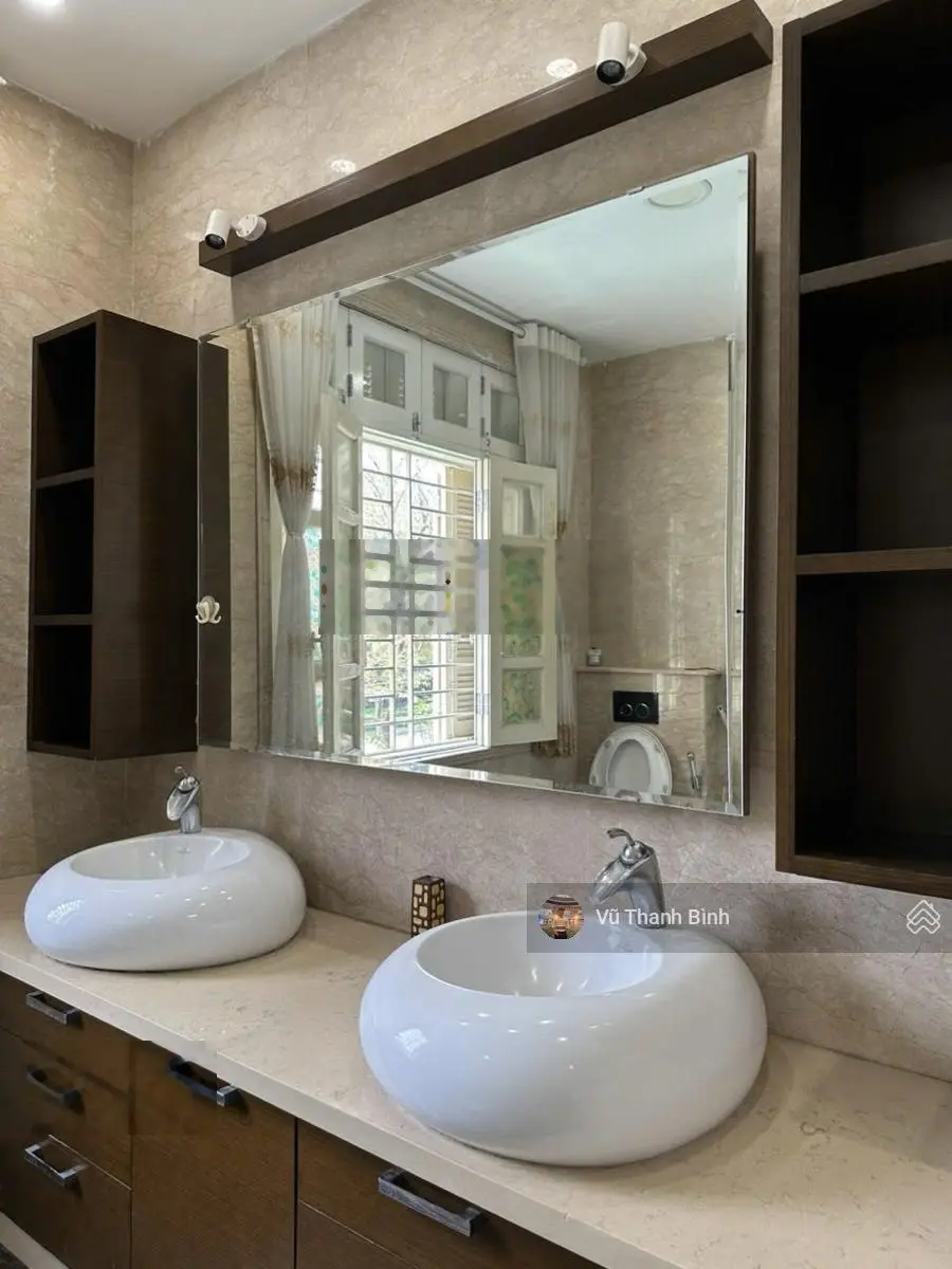 Bán biệt thự Ciputra Hà Nội, giá tốt 65 tỷ, 230m2, 3PN, 4WC