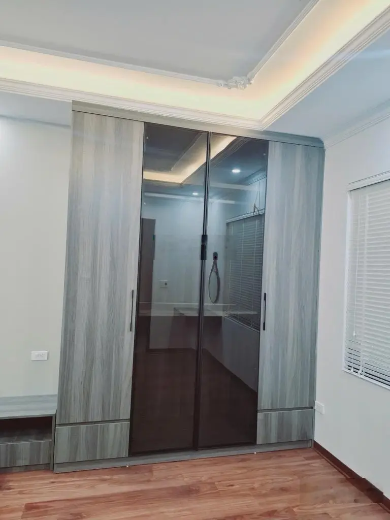 Siêu phẩm Nguyễn Văn Cừ, full nội thất , cách phố vài bước chân. Giá nhỉnh 6tỉ
