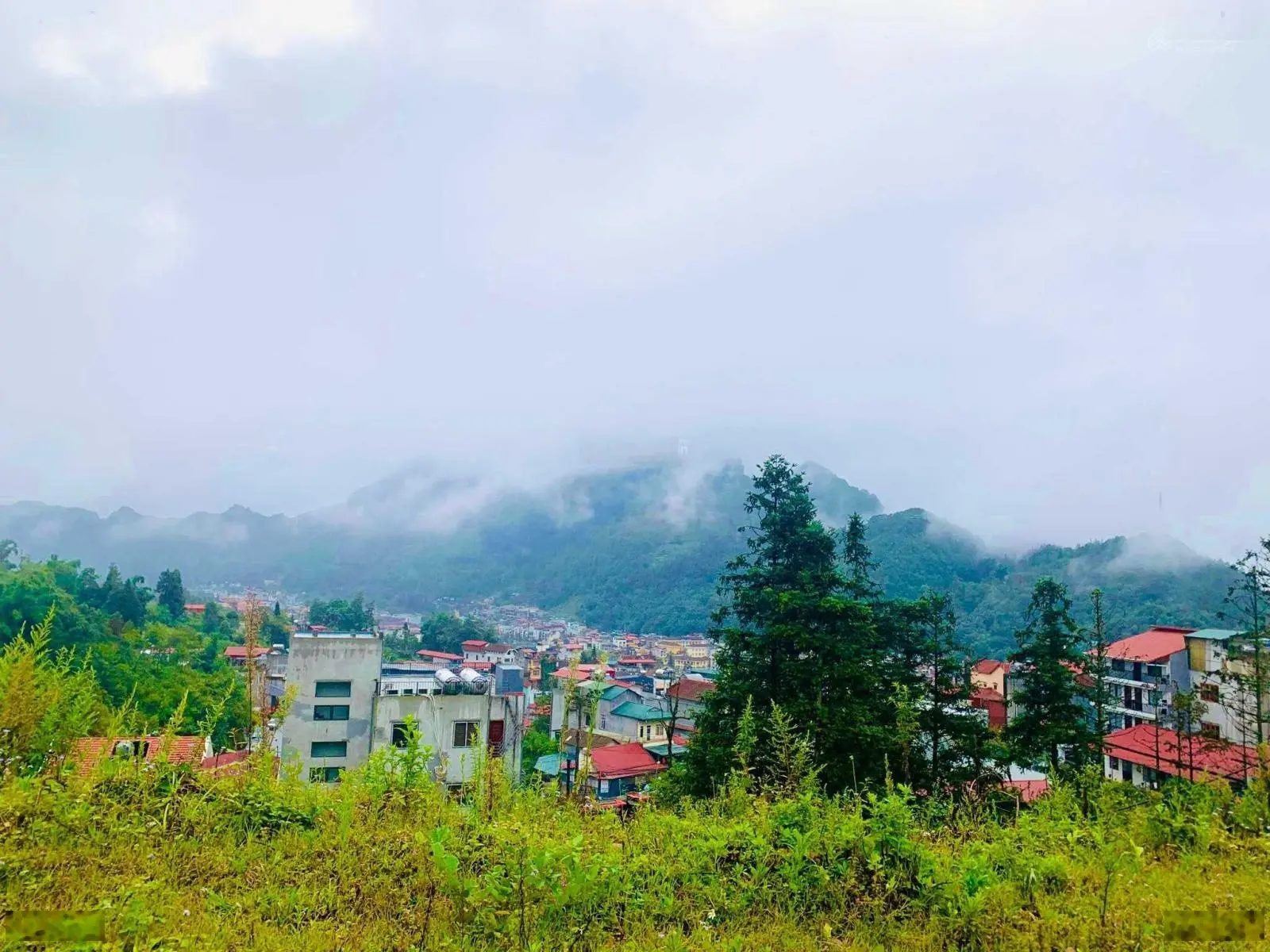 Bán nhanh căn 2PN view thung lũng Mường Hoa, nằm tại trung tâm thị trấn Sapa