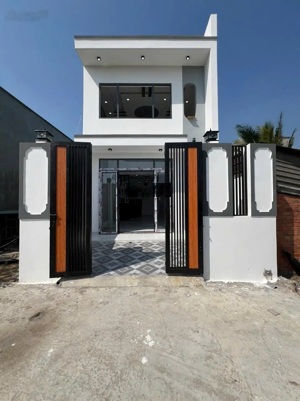 Bán nhà 1T1 lửng mới xây, tặng nội thất cơ bản, thích hợp cho gia đình 2 - 4 người ở, SHR