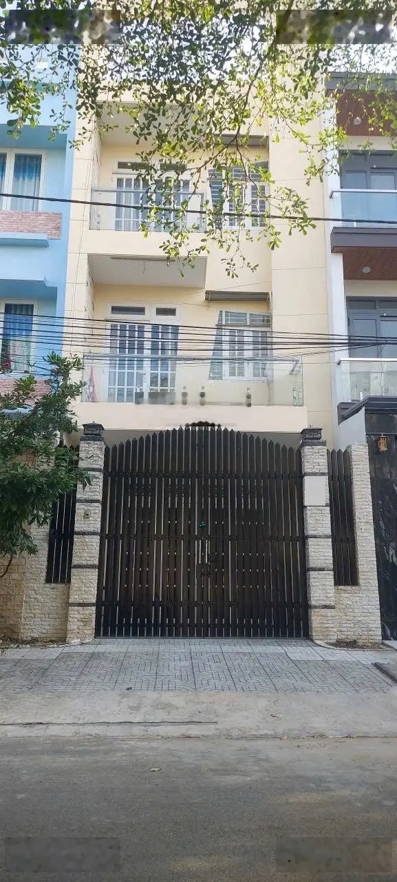 Chính chủ gửi bán căn nhà 3 lầu đường đôi 20m khu dự án mười mẫu p.b.tr. Đông Q2. Tp thủ Đức.