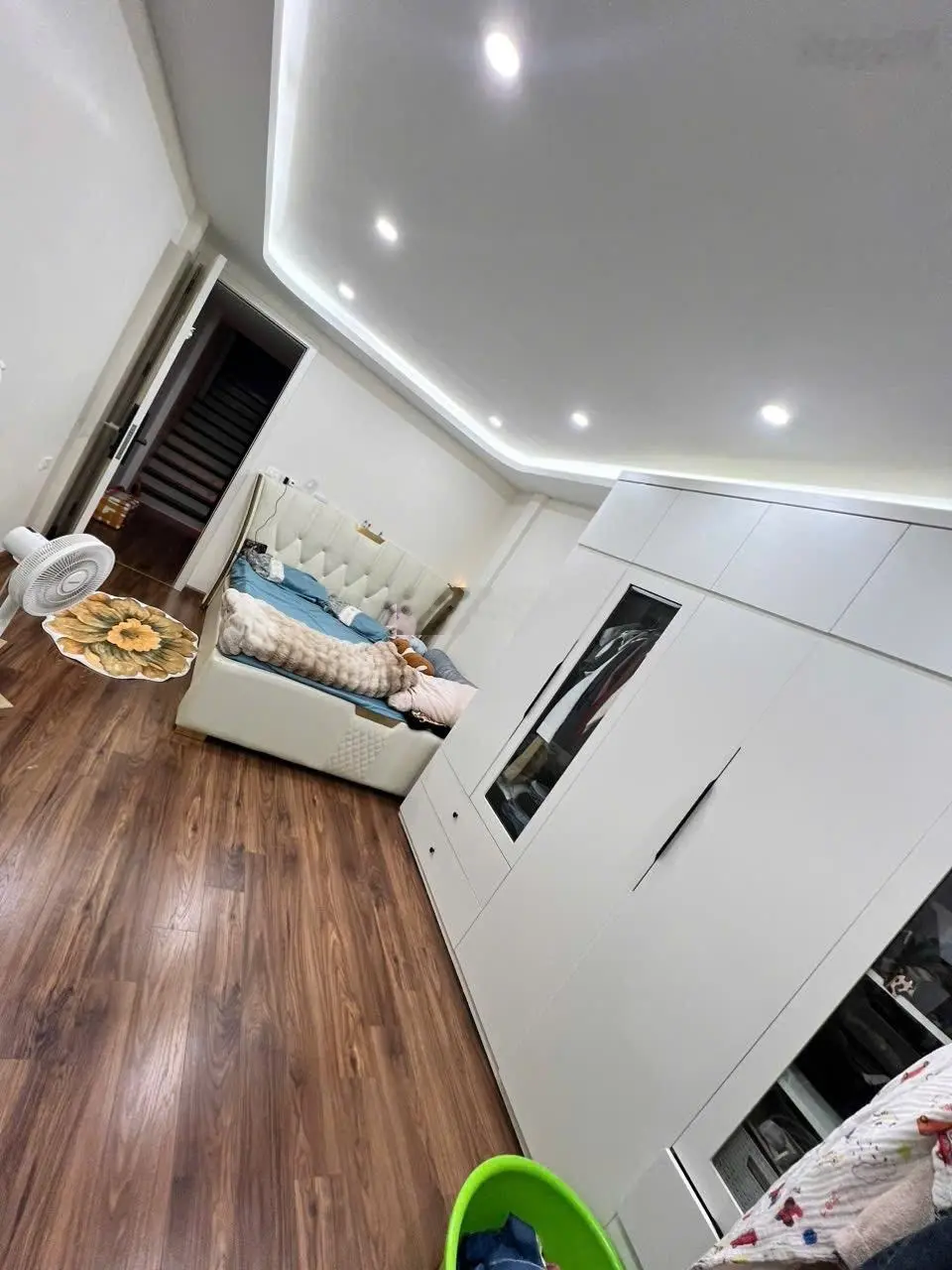 Phân lô Hồng Hà, Ba Đình, 40m2, nhà 6.5 tầng, 6 ngủ, nhà đẹp ở sạch, ô tô tránh, SĐCC - 12.5 tỷ