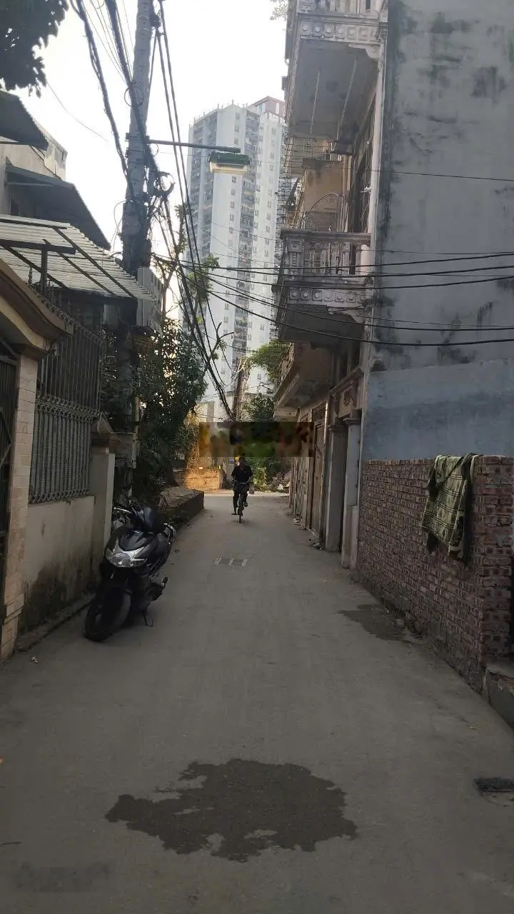 Bán đất tại Đại Mỗ, Nam Từ Liêm 51,3 m2, mặt tiền 6,28m, giá 6,75 tỷ, ô tô đỗ 0985 571 ***