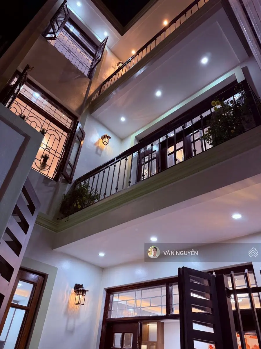 Ngõ 674 Hoàng Hoa Thám, 55m2, MT 4m, nhà mới. Giá 10,9 tỷ (Có thương lượng)