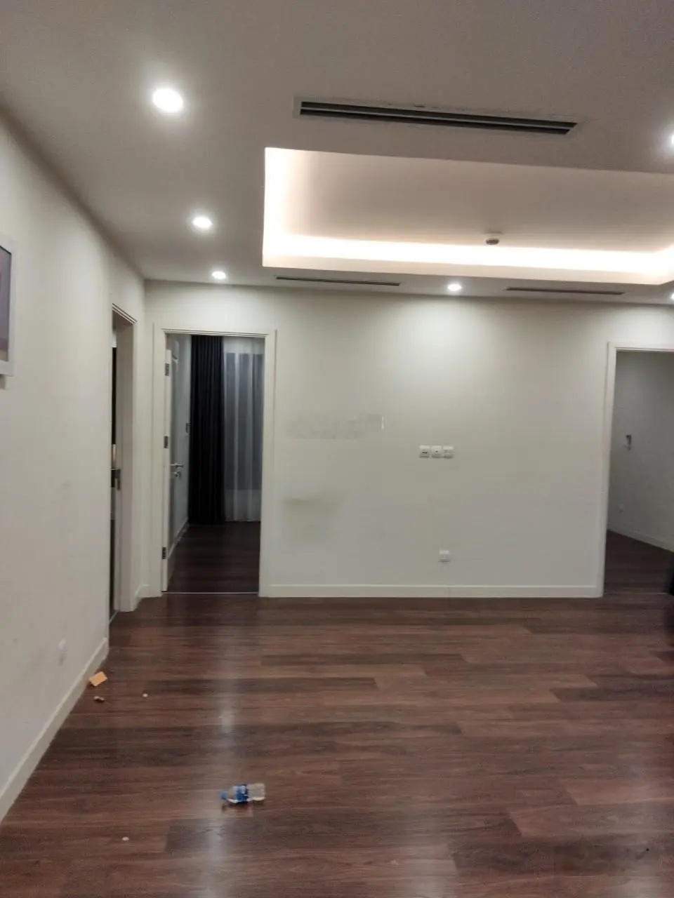 Chính chủ bán căn hộ Gold Tower, DT 141m2, nội thất cơ bản, giá 9 tỷ
