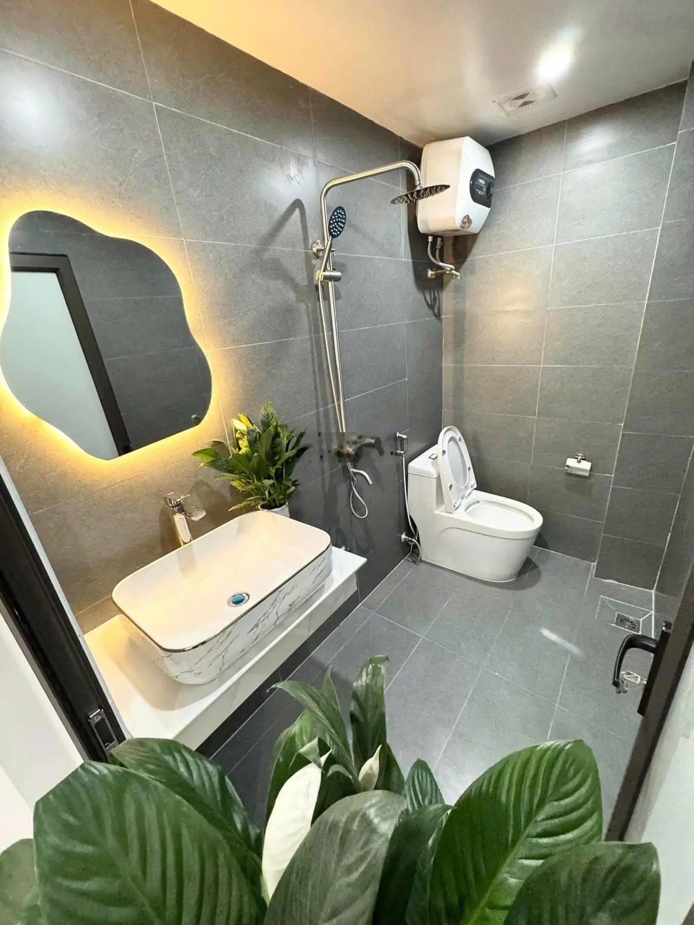 Bán nhà riêng 3PN, 4WC view đẹp tại Nguyễn Huy Tự, 6,98 tỷ, 52m2, Hai Bà Trưng, Hà Nội