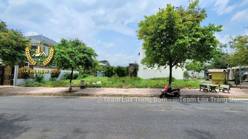 Biệt thự Gold Hill kề góc, 10x18,5, đối diện CV, nhỉnh 4 tỷ chút