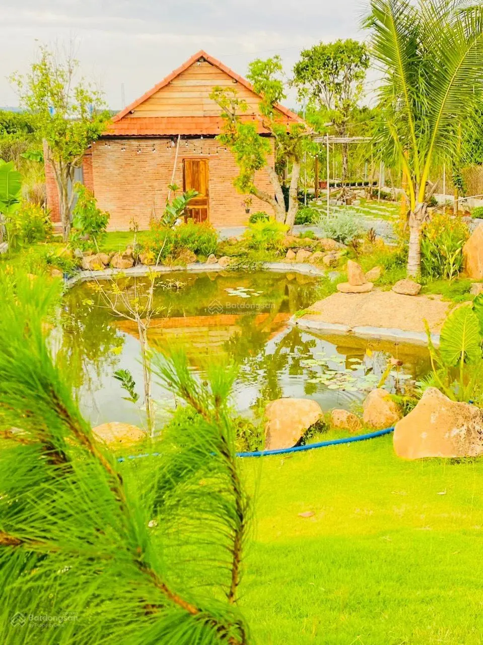 Chính chủ cần bán Wiew Nghĩ Dưỡng gần Biển Hồ Tràm 15p 15km giá 2.15 tỷ liên hệ 0909 170 ***