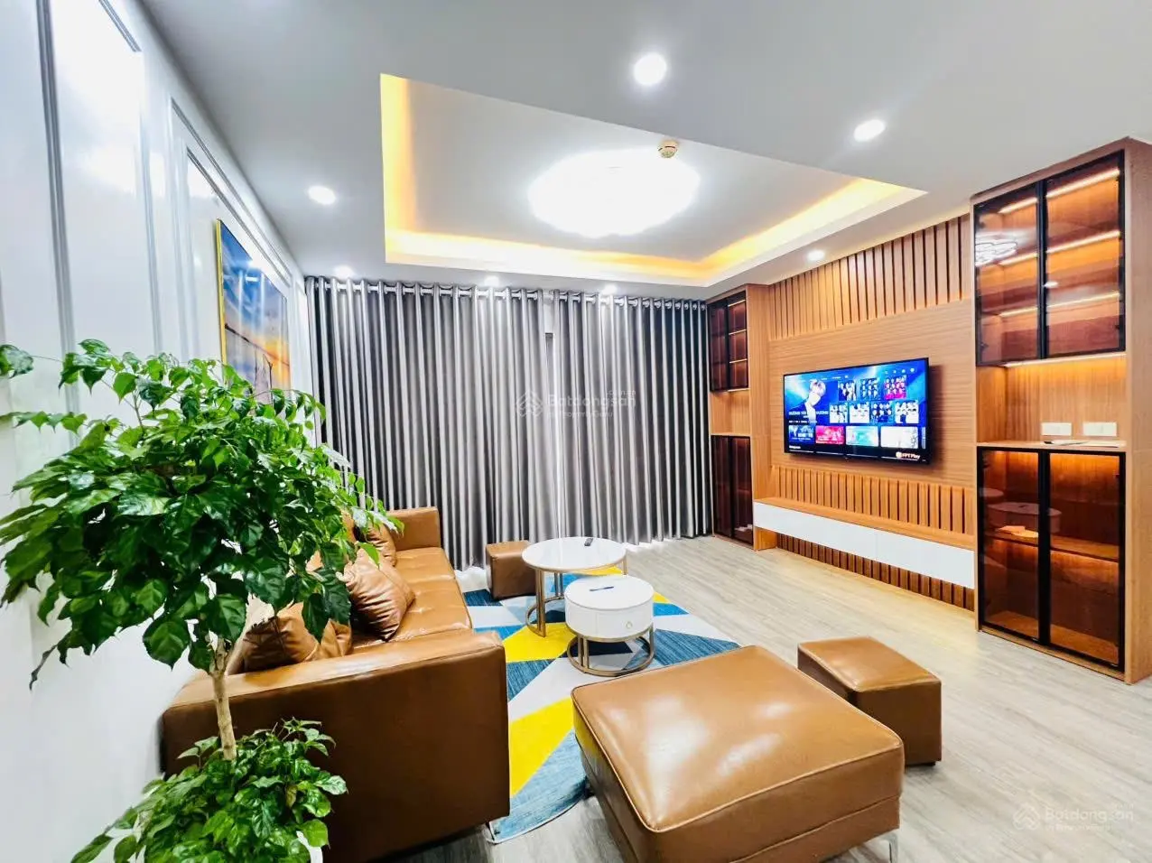 Duy nhất căn 2 ngủ - 2WC DT 53m2 nhà em muốn bán ở tòa Cầu Giấy Center Point, full nội thất