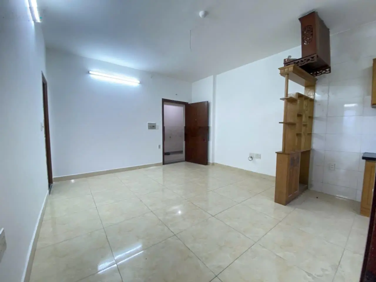 Cần tiền bán gấp căn góc 65m2, 2pn, 2wc. Đã có sổ hồng, có trước 600tr là mua được