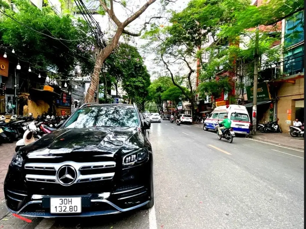Bán nhà đẹp ngõ phố Tam Trinh Hoàng Mai Hà Nội DT 95m2 4tầng MT 5m giá 13 tỷ nhà đẹp ngõ oto