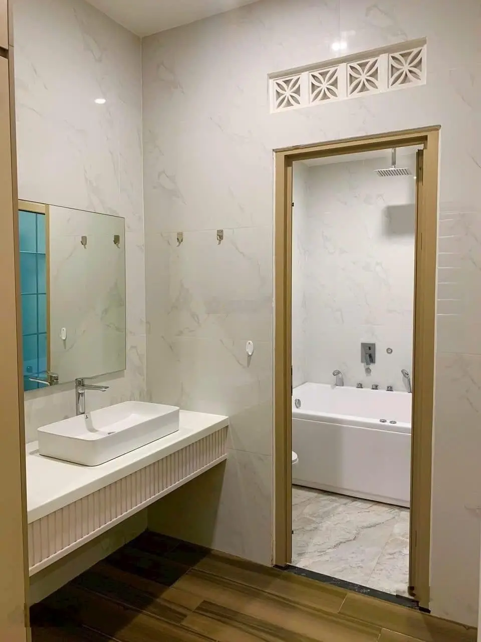 Bán nhà chính chủ 120m2 ngay Rạch Ông Đồ Bình Chánh giá sốc chỉ 1,6 tỷ 1T2L 4PN4WC, SHR
