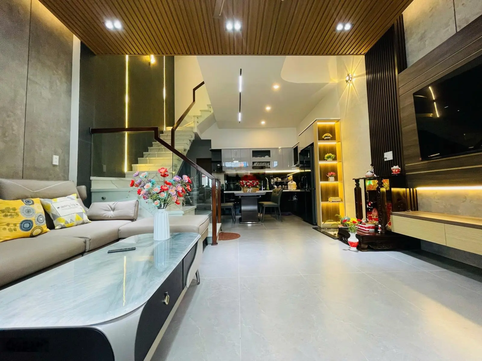 Bán nhà Hòa Minh 15, diện tích 67.5m2 cách biển Liên Chiểu 450m. Giá chỉ 5tỷ5