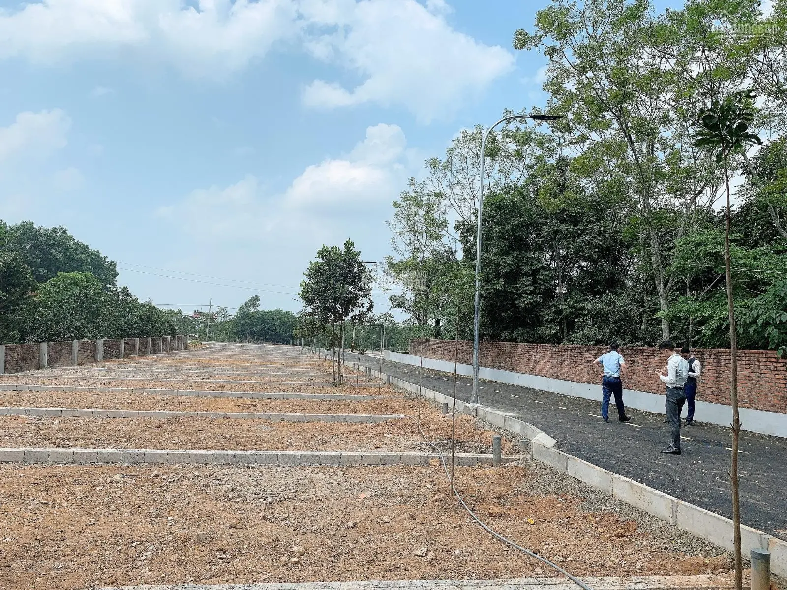 Bán gấp đất tái định cư Linh Sơn, Bình Yên, Thạch Thất - 2 ô tô tránh - Cam kết giá cạnh tranh nhất