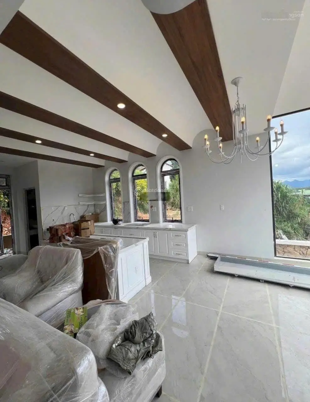 Bán villa mới phong cách Châu Âu, đường Nam Hồ view đẹp