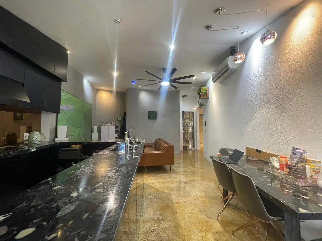 Bán nhà hẻm xe hơi sát MT đường Huỳnh Văn Bánh, P. 11, Q. Phú Nhuận. 115.5m2, 3 tầng. Chỉ 17.8 tỷ