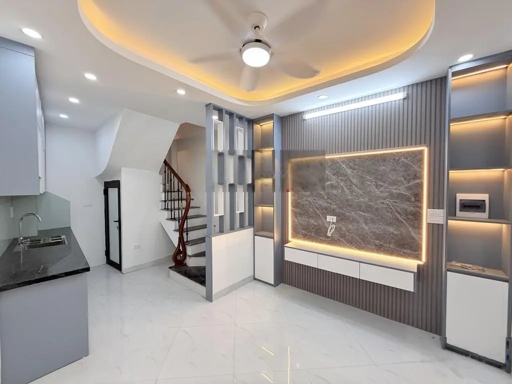 {rẻ nhất quận hai bà trưng}- bán nhà bạch đằng- ngõ thông- bãi gửi ô tô cạnh nhà- 30n- nhỉnh 4 tỷ