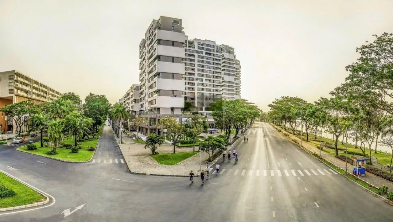 Thiện chí bán The Panorama DT : 146m 3PN 2WC nhà full nội thất cao cấp . Lầu cao view sông cực đẹp