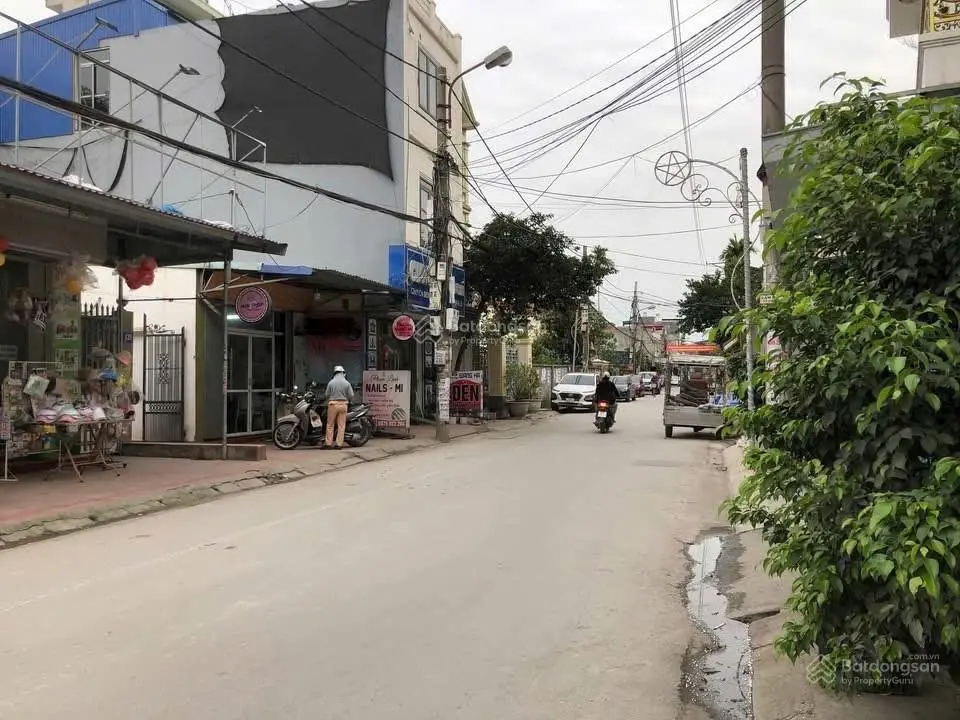 Bán nhà 130m2, 3.5 tầng mặt đường Phương Lưu, gần Lộc Vừng Đỏ. Giá: 6,8 tỷ