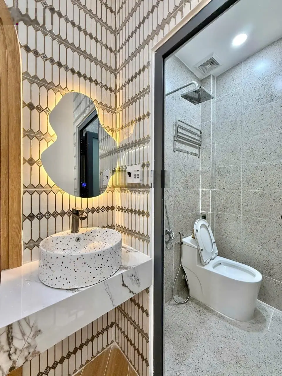 Bán nhà cho thuê DT 60m2 SHR nằm ngay hẻm đường Hương Lộ 2 Bình Trị Đông A hiện đang cho thuê