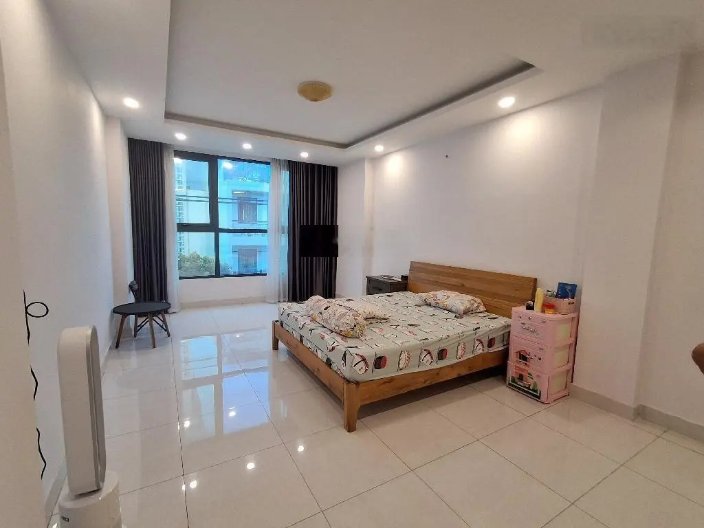 Bán nhà 6T có thang máy đường Số Lâm Văn Bền Quận 7 - vị trí kinh doanh - 18tỷx