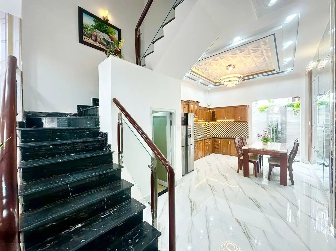 Nhà đẹp 3 lầu full NT - hẻm xe hơi 1806 Huỳnh Tấn Phát - TT Nhà Bè