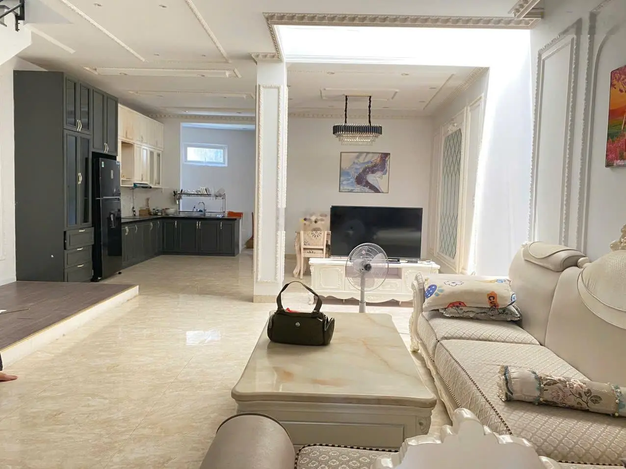 BÁN NHÀ 3 TẦNG KIỆT ĐƯỜNG HOÀNG DIỆU ( NGANG 6.5 M ) - HẢI CHÂU , ĐÀ NẴNG .