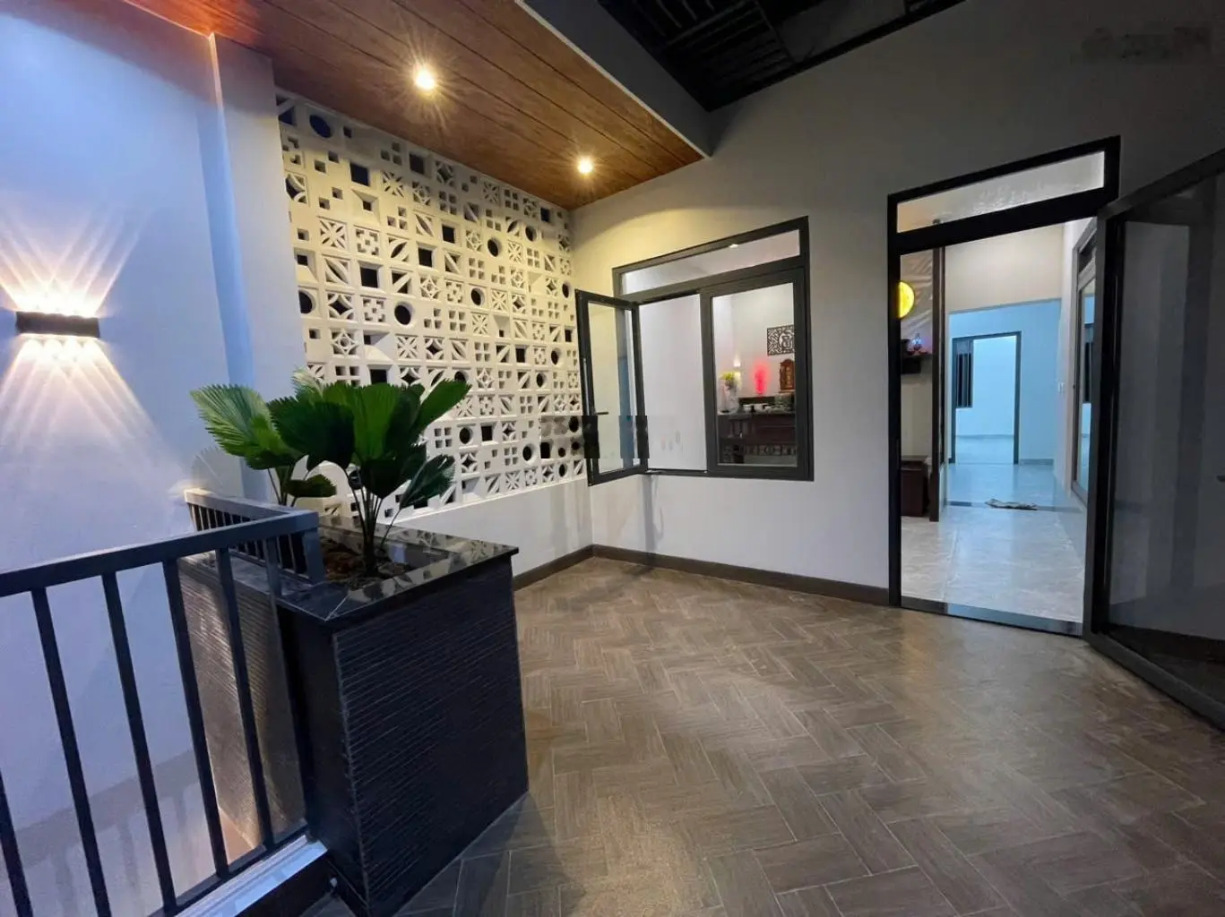 Siêu phẩm mặt tiền kinh doanh - nhà cực đẹp full nội thất 137m2 - giá cực rẻ, Phước Long B, Q.9