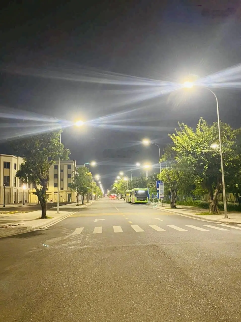 Siêu Phẩm Ánh Dương được ra hàng ạ