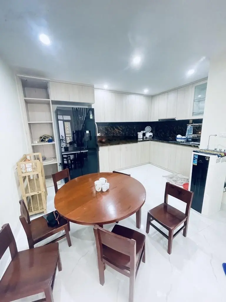 Mua nhanh còn kịp: Quang Tiến-51m2 - ôtô 7 chỗ đỗ cửa-nhà KTS thiết kế - nội thất đẹp-sổ hoa hậu