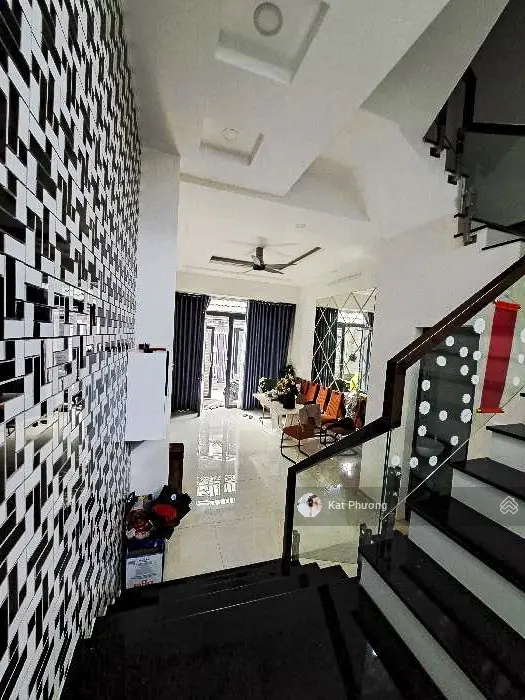 4 tầng-gần60m2-ngang 4m-xe hơi ngủ nhà-hoàng trọng mậu khu vip quận 7-kế khu dâncư him lam-10.x tỏi