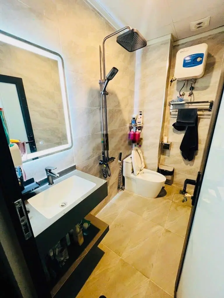 Bán Nhà Phố Quang Trung, Hà Đông, 35m2, 4 tầng, Giá 6,45 tỷ, Ô tô Lùi Cửa, Mặt ngõ thông Kinh doanh