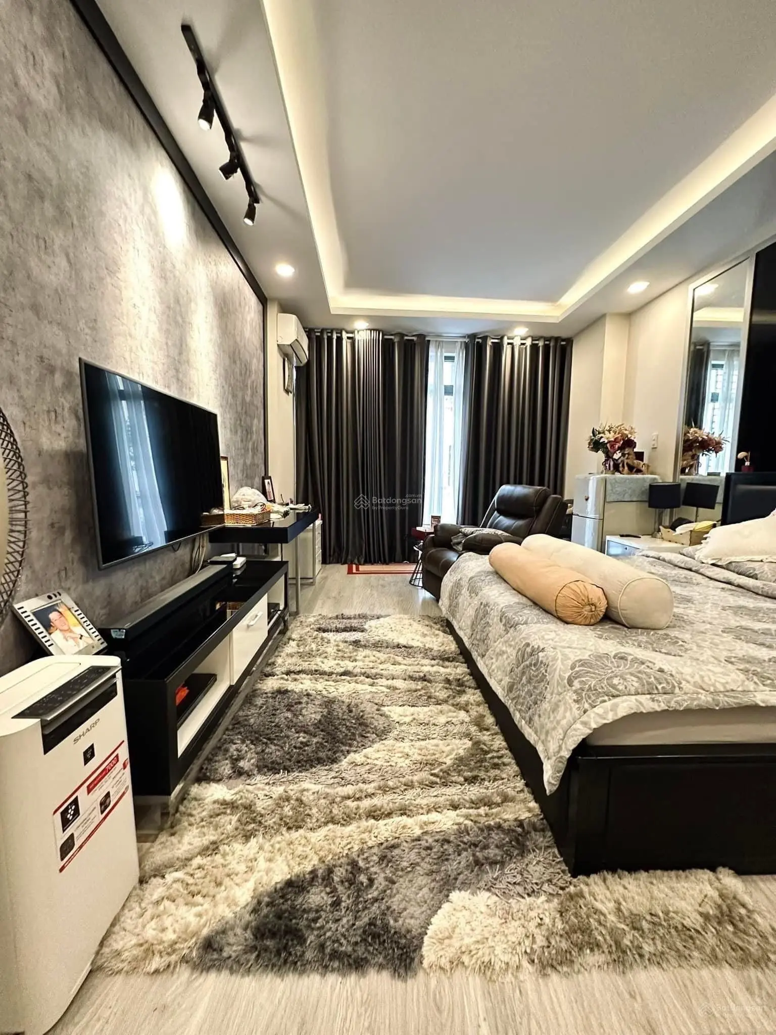 Bán nhà 3 tầng, đường Trần Trọng Cung P. Tân Thuận Đông Quận 7, giá 3Ty2, DT 75m2, SHR, 0896465262